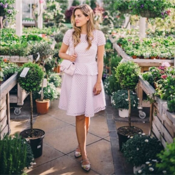 NWT Banana Republic Dress Lace Eyelet Peplum Lavender Pruple Violet Plus Spring - Picture 3 of 15